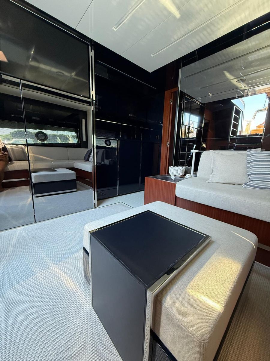 2023 Riva 56 