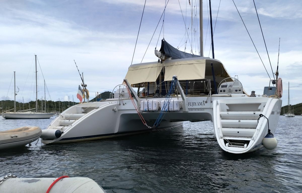 2004 Lagoon 57 