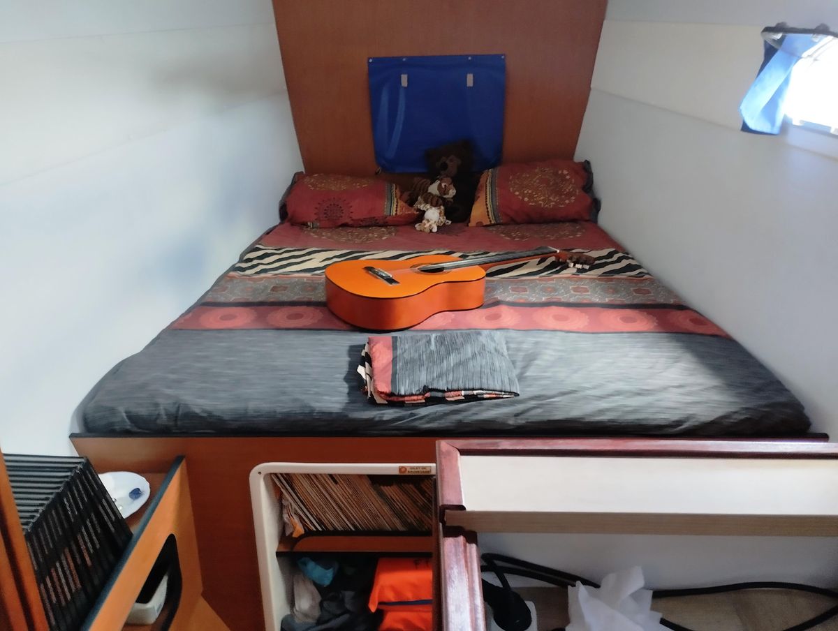 2004 Lagoon 57 
