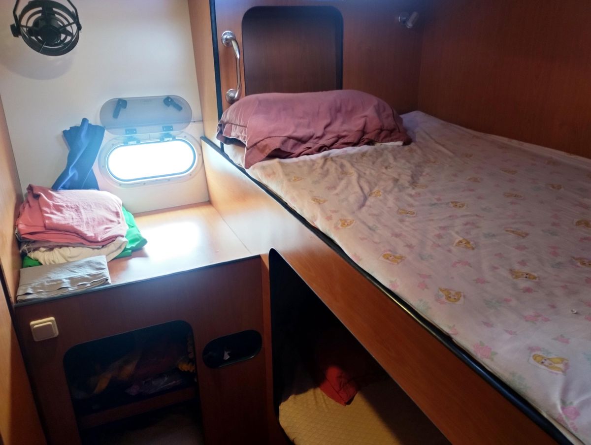 2004 Lagoon 57 
