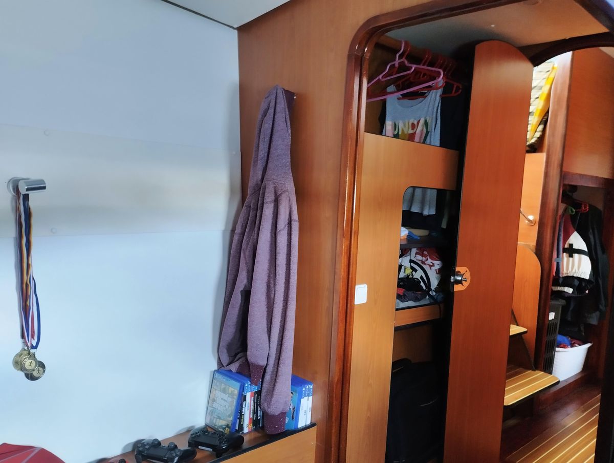 2004 Lagoon 57 