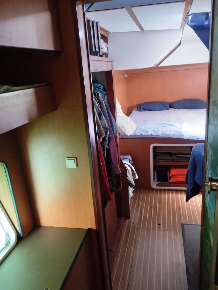 2004 Lagoon 57 