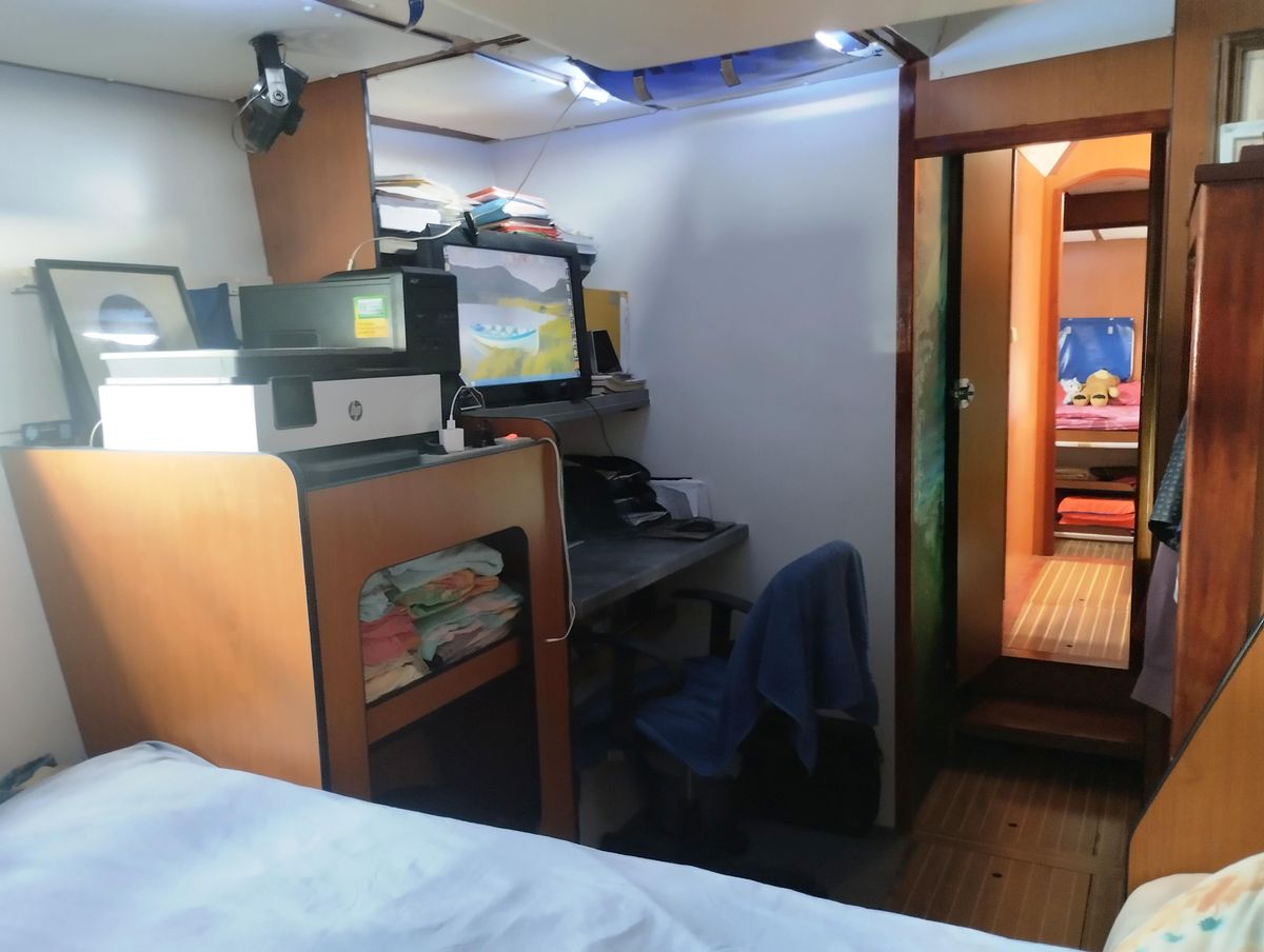 2004 Lagoon 57 