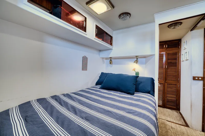 No Limits Too Yacht Photos Pics 