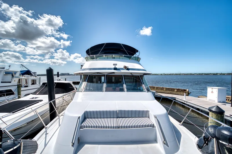 No Limits Too Yacht Photos Pics 