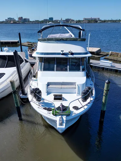 No Limits Too Yacht Photos Pics 