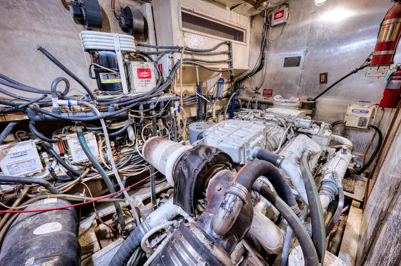 No Limits Too Yacht Photos Pics 