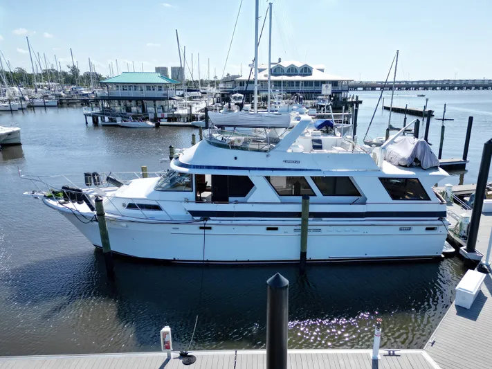 No Limits Too Yacht Photos Pics 