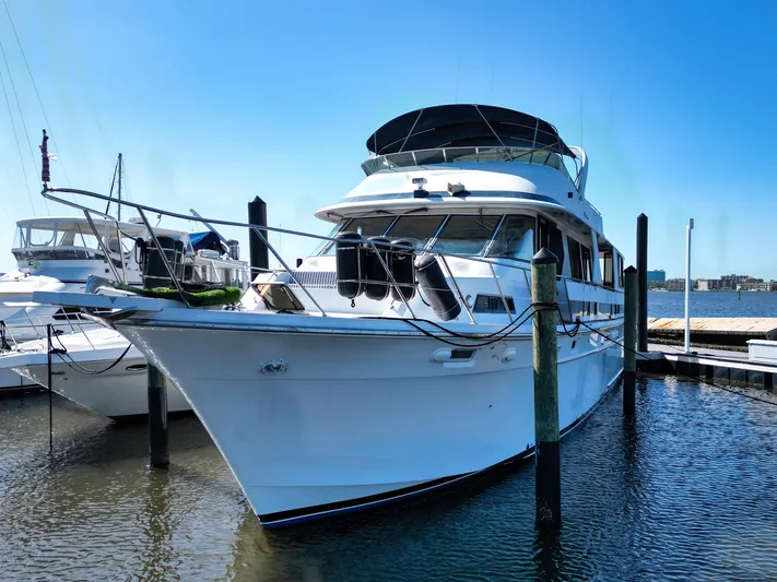 No Limits Too Yacht Photos Pics 