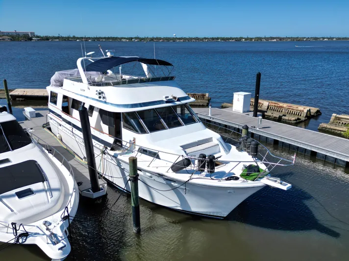 No Limits Too Yacht Photos Pics 