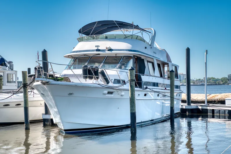 No Limits Too Yacht Photos Pics 