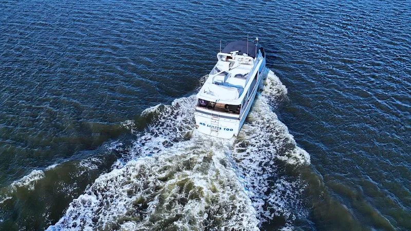 No Limits Too Yacht Photos Pics 