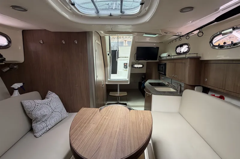  Yacht Photos Pics Interior of 2019 Boston Whaler 315 Conquest yacht, modern and comfortable.