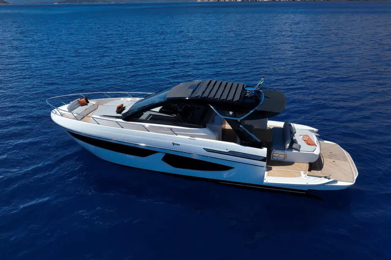  Yacht Photos Pics 2026 FIM 440 Regina luxury yacht cruising on open blue sea.