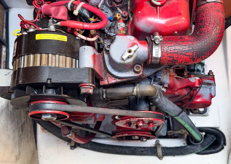 Moondust Yacht Photos Pics 1997 Catalina 380 sailboat engine, close-up view.