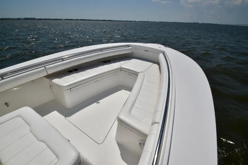  Yacht Photos Pics Bow Seating