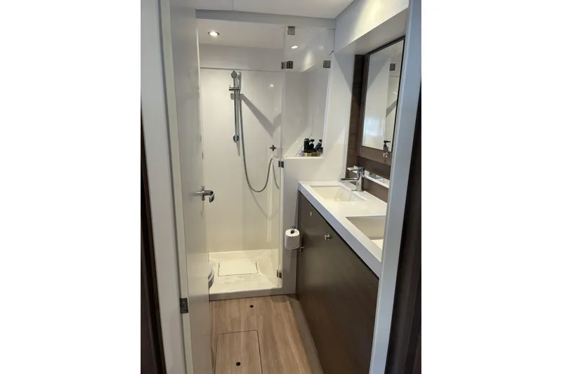 Isthmus Breeze Yacht Photos Pics Modern bathroom in 2023 Bali 4.2 yacht with shower and sink.