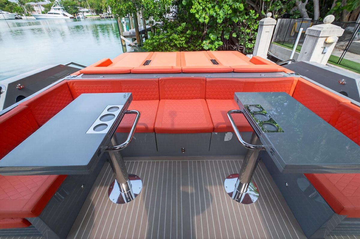 2023 De Antonio Yachts 50 