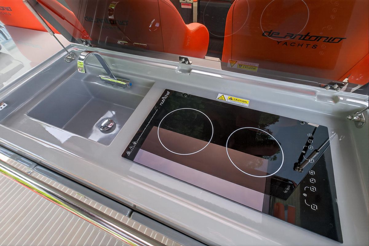 2023 De Antonio Yachts 50 