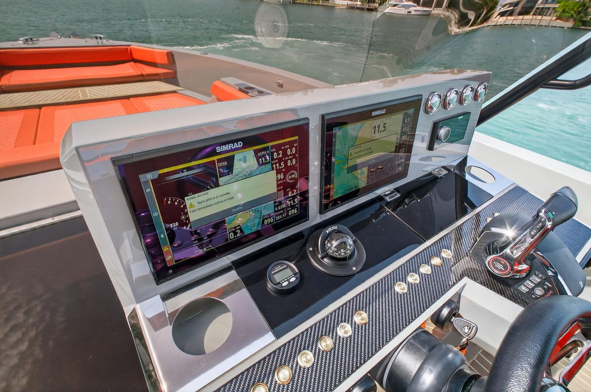 2023 De Antonio Yachts 50 