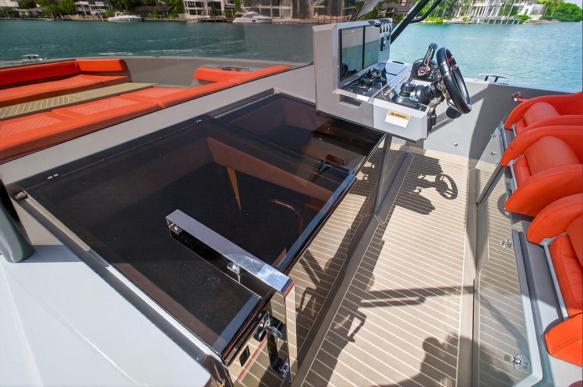 2023 De Antonio Yachts 50 
