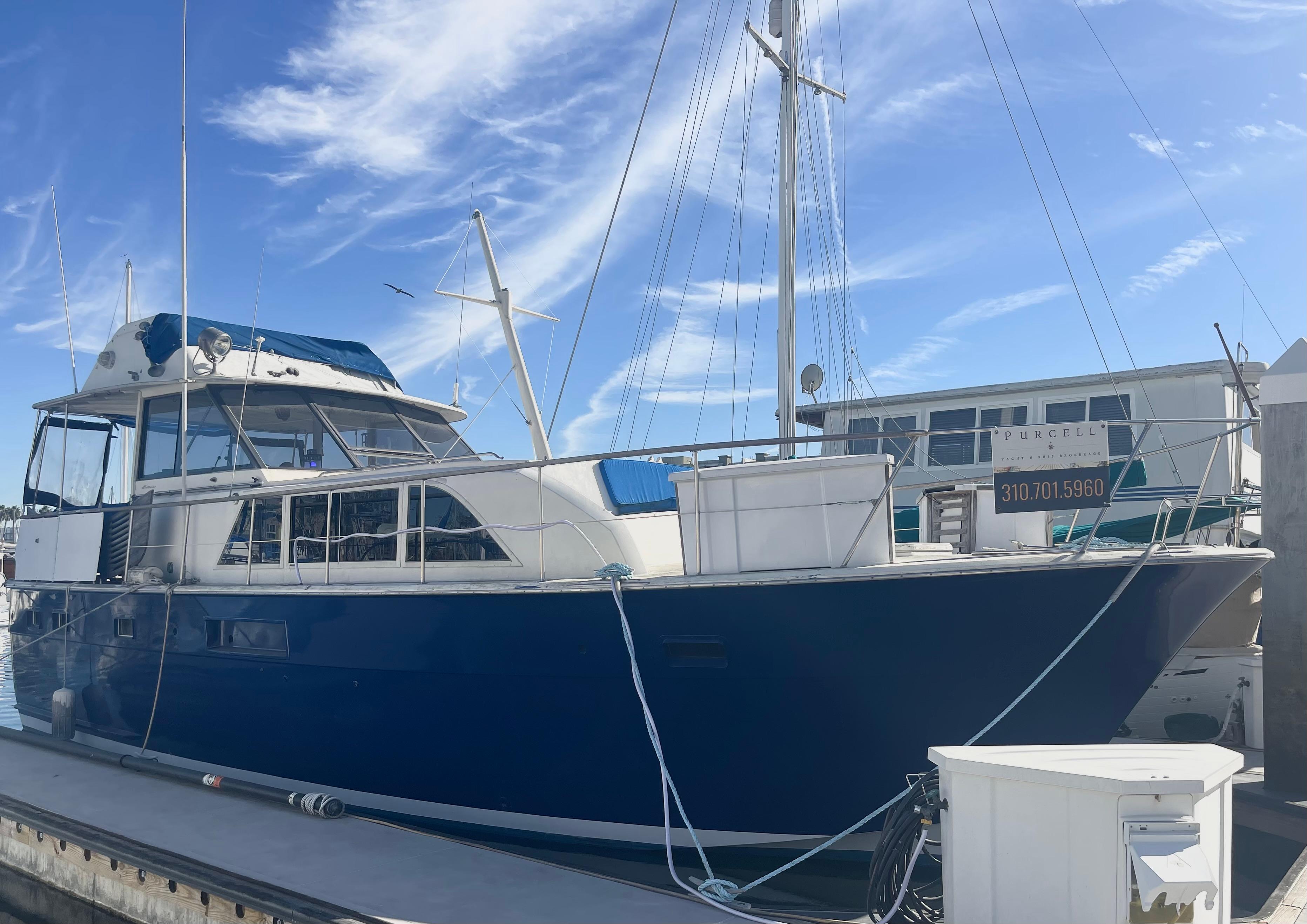 hatteras aft cabin motor yacht