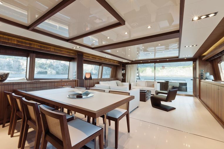 2015-92-8-riva-92-duchessa