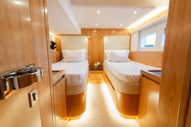 53e Iliad 2025 Yacht Photos Pics 