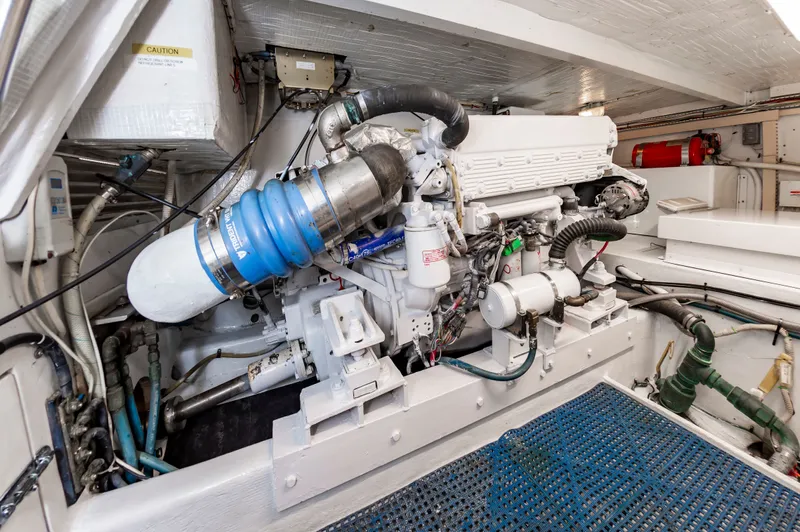 Carry On Yacht Photos Pics 2003 Custom Carolina Layton Express engine room, detailed view.