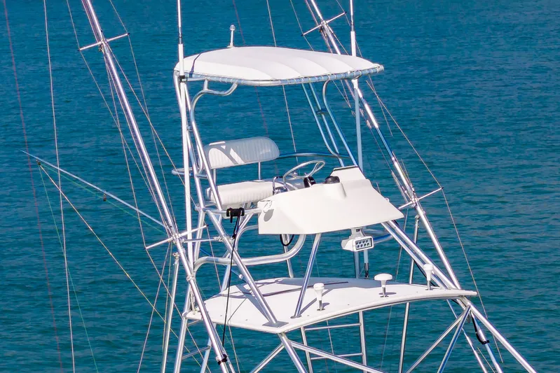 Carry On Yacht Photos Pics 