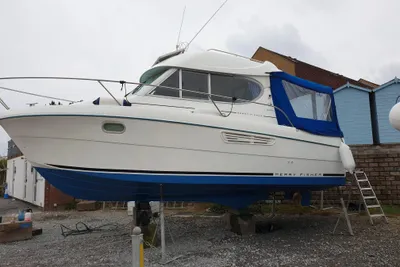 2005 Jeanneau Merry Fisher 805