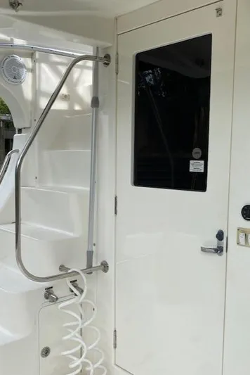 The Hook R Yacht Photos Pics 