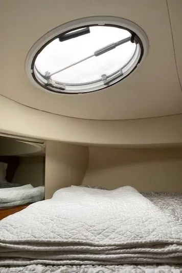 The Hook R Yacht Photos Pics 