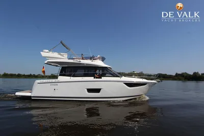 2018 Jeanneau Velasco 37F