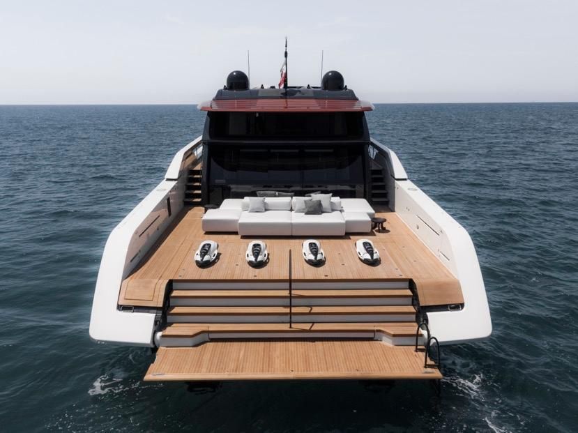 2022 Sanlorenzo 111 