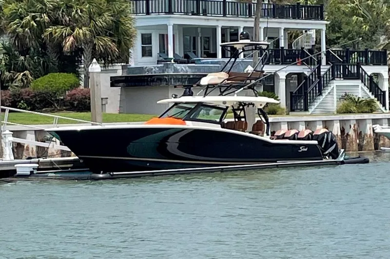 Ace With A Hook Yacht Photos Pics 