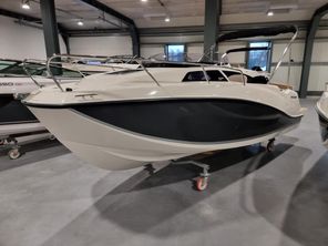2023 Quicksilver Activ 555 Cabin