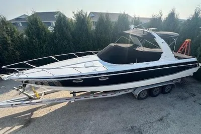 Formula 330 Sun Sport