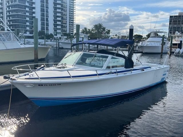 1984 Bertram Express Moppie