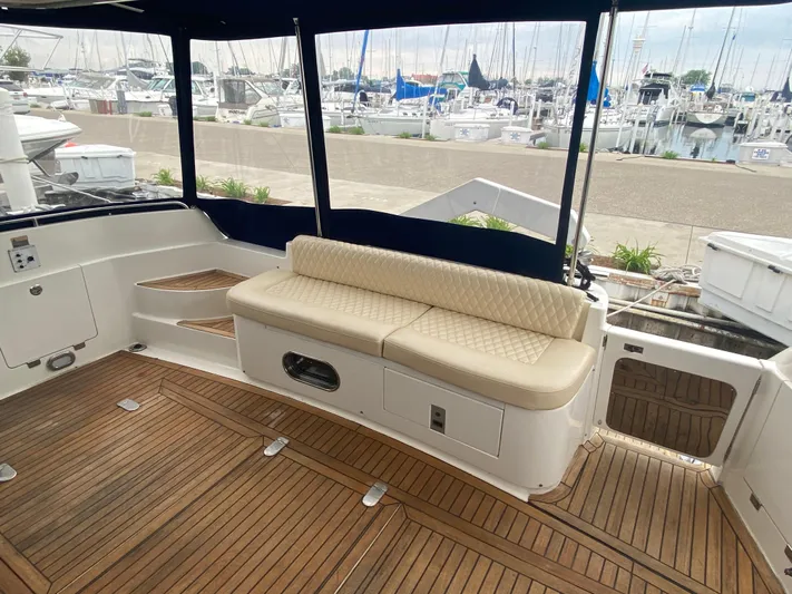 Marco II Yacht Photos Pics 1998 Sunseeker 62 Manhattan