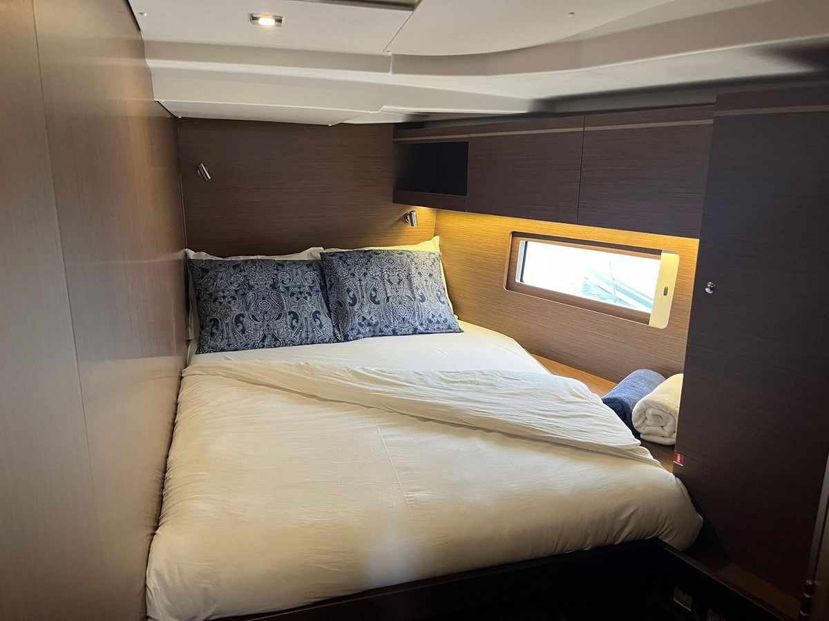 2023 Beneteau 49 