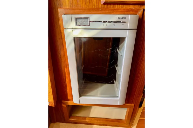 Bon Courage Yacht Photos Pics Dometic fridge in 2018 Ranger Tugs R-29 CB boat interior.