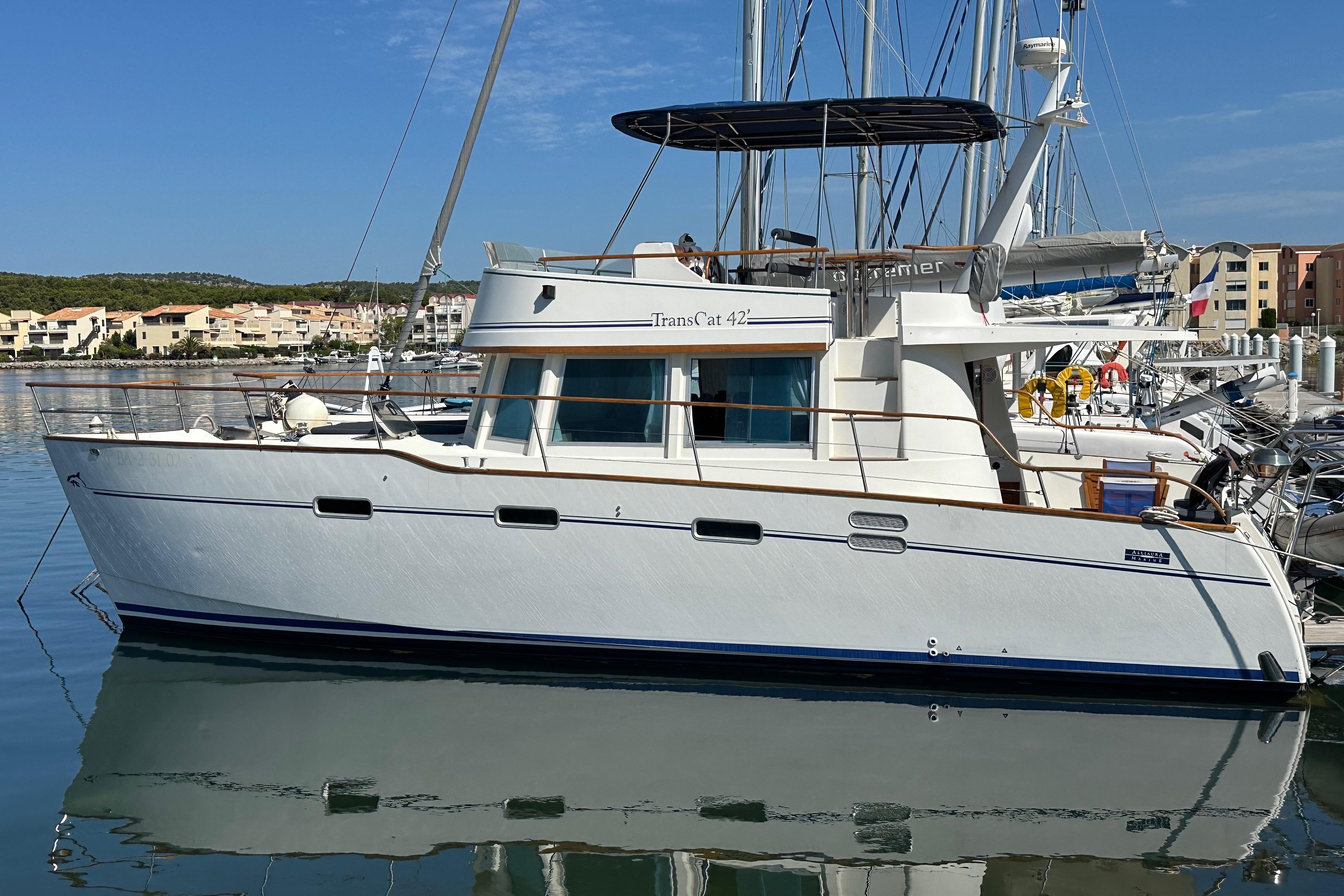 2001 Alliaura Transcat 42