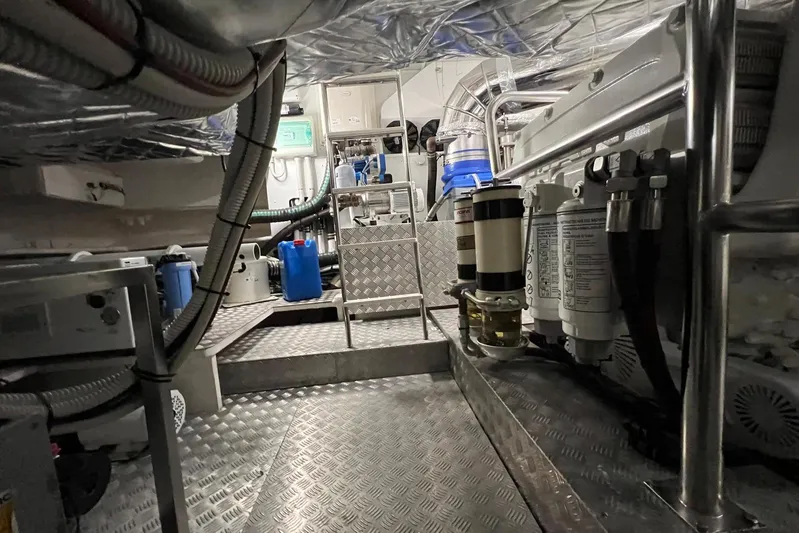  Yacht Photos Pics Engine room of 2020 Azimut Grande 25M yacht, featuring advanced machinery and equipment.