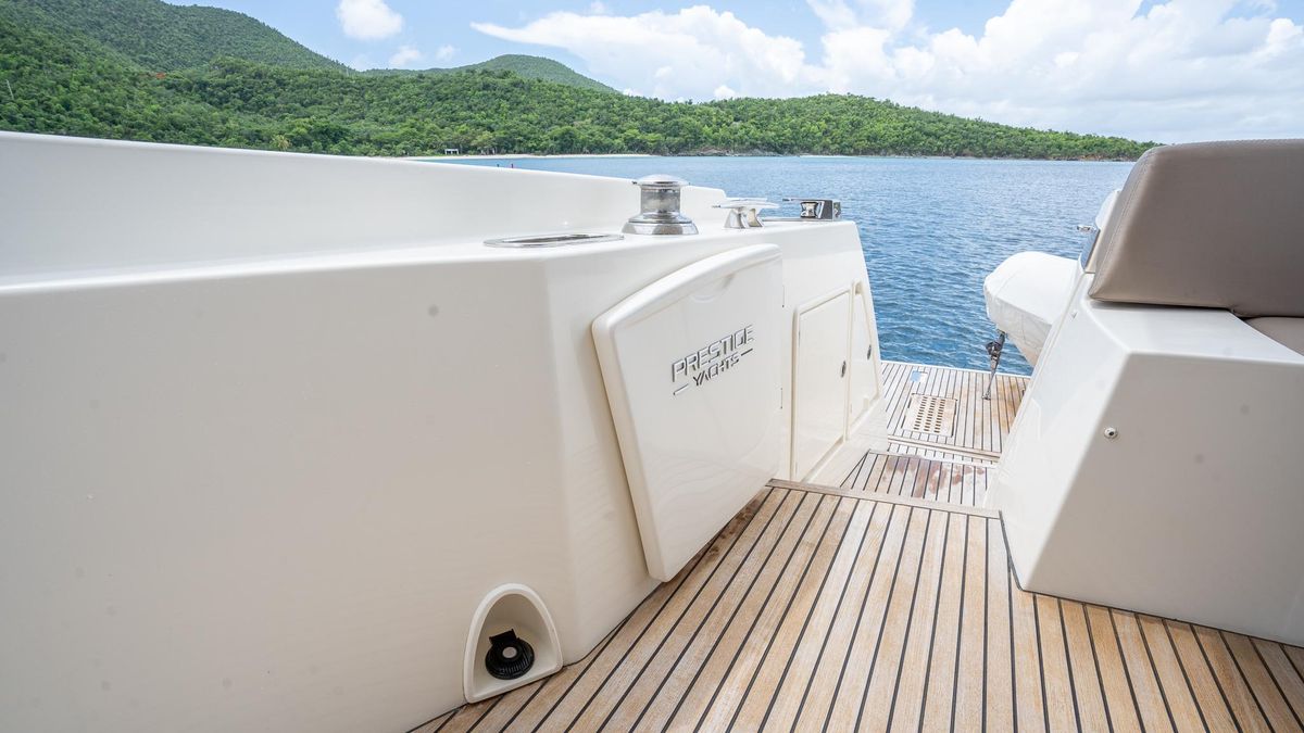 2013 Prestige 63 