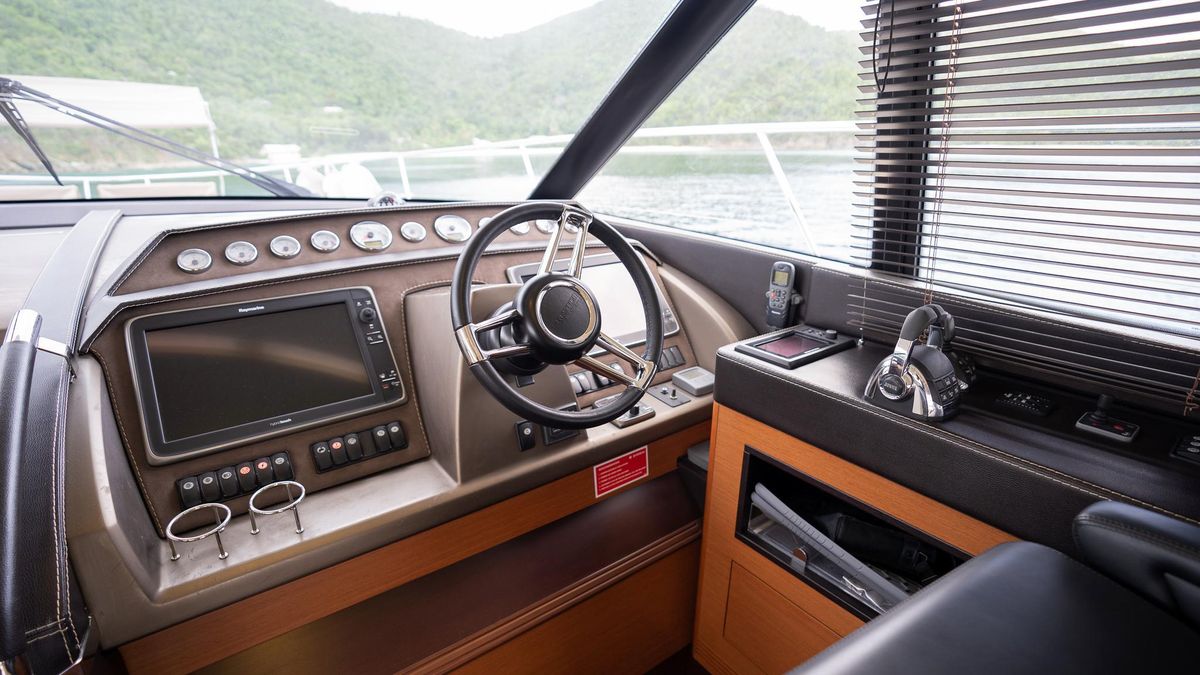 2013 Prestige 63 