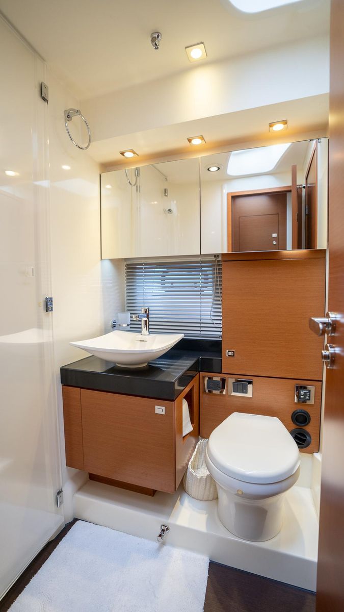 2013 Prestige 63 