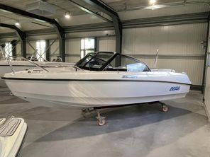 2023 Bella 550 BR