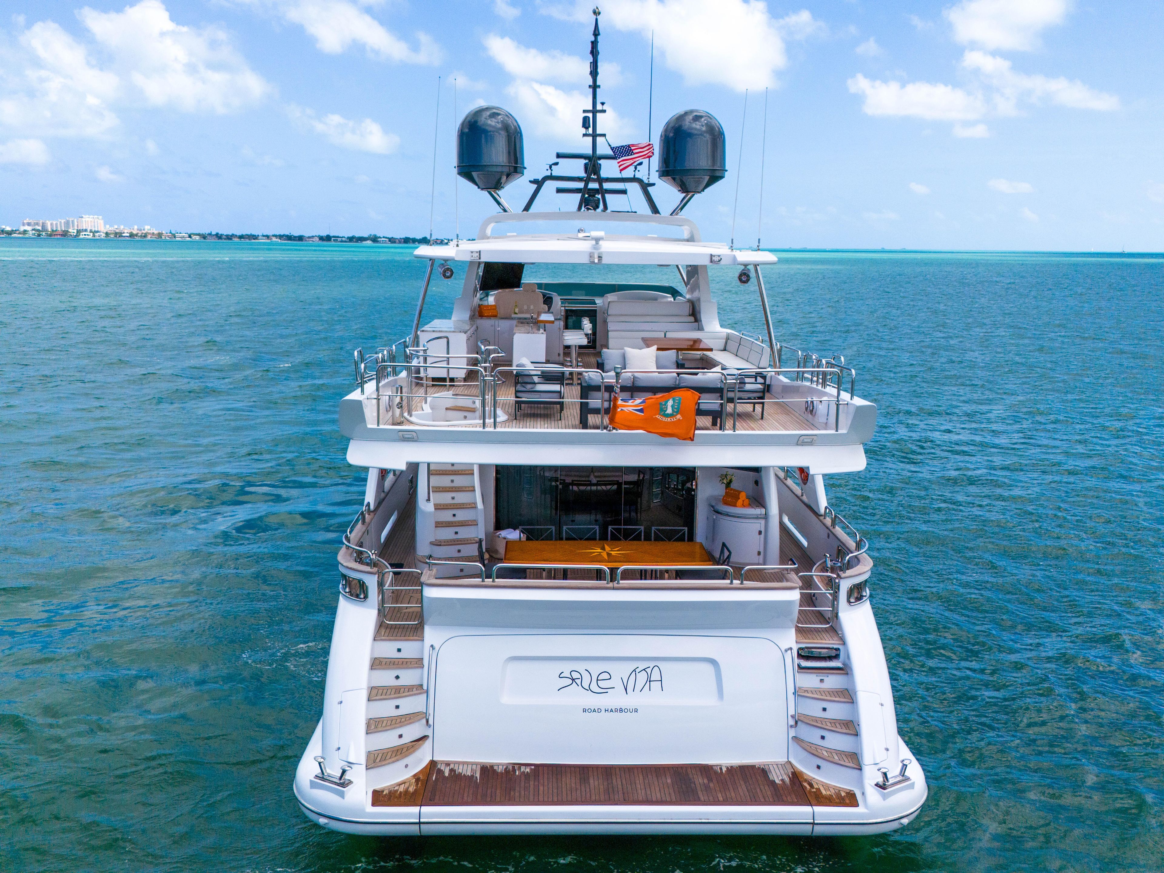 Yacht