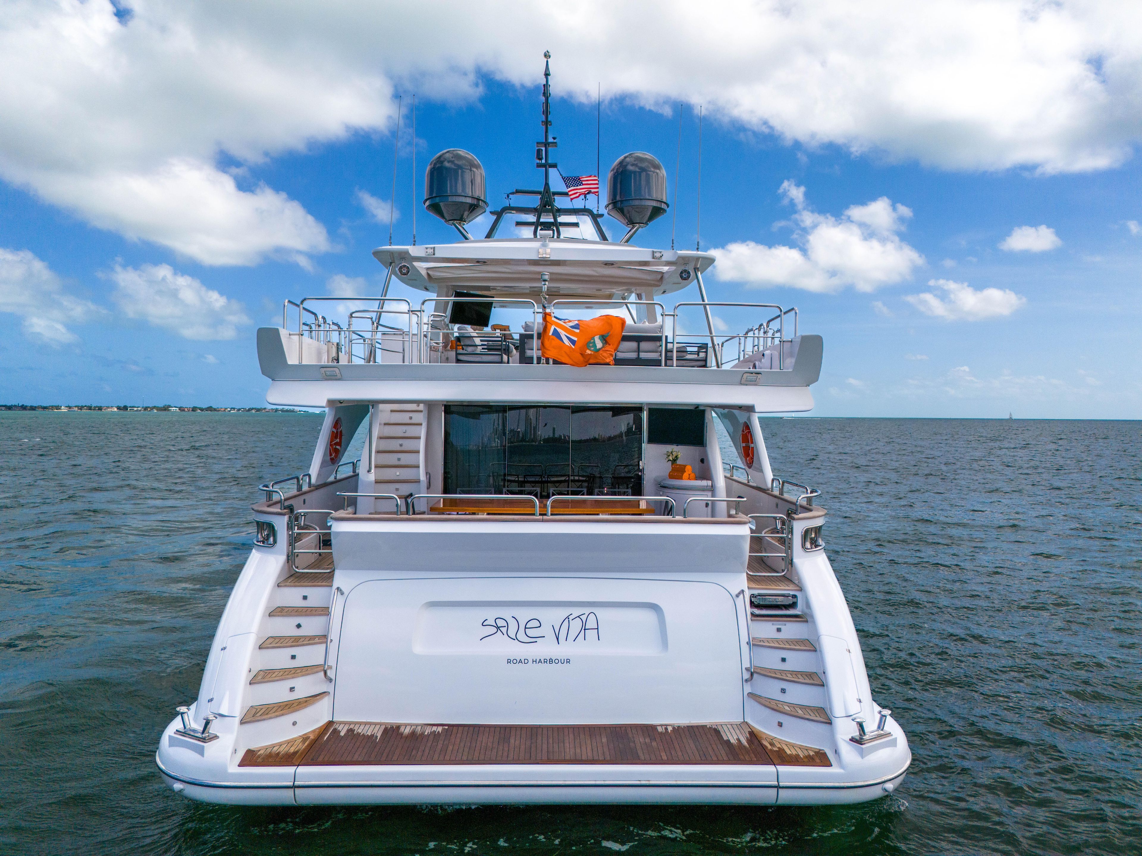 Yacht